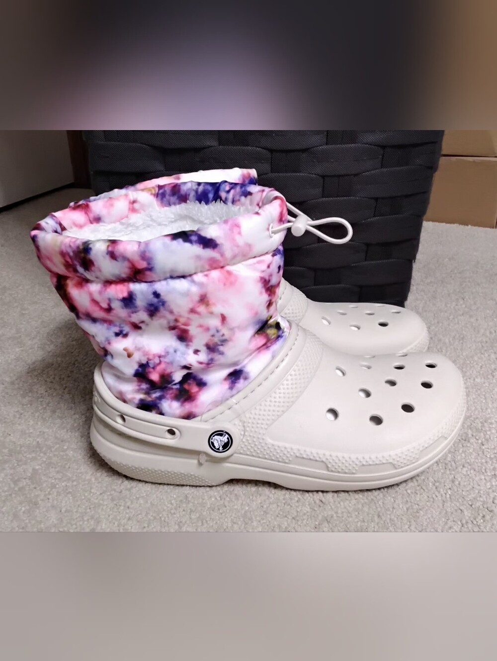 Crocs Classic Lined Neo Puff Tie Dye Boot, Beige/Pink, Women's 9/Men's 7